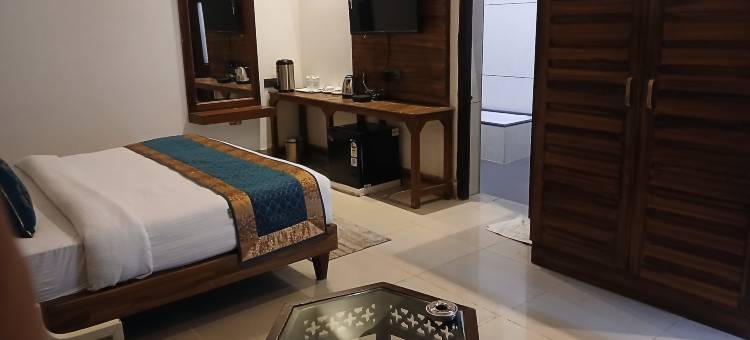 潘纳老虎度假村 - 河边物业(Panna Tiger Resort- Riverside Property)图片