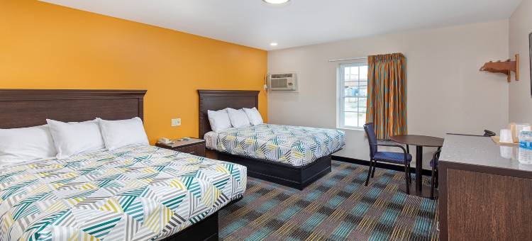 博林格林红衣主教汽车旅馆(Cardinal Motel Bowling Green)图片