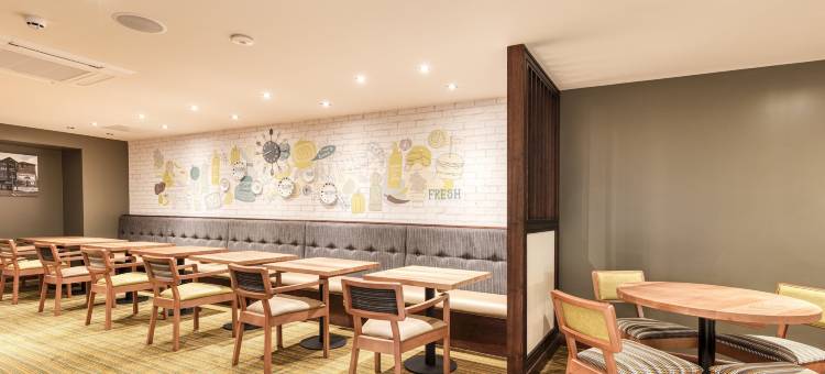 彭赞斯普瑞米尔酒店(Premier Inn Penzance)图片