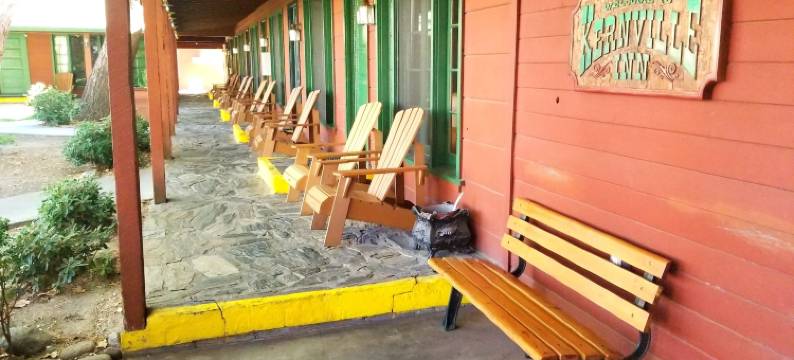 克恩维尔旅馆(Kernville Inn)图片