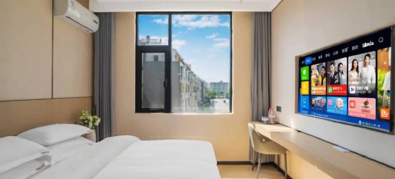 蒙自宿宿之旅酒店(红河州职教园区店)图片