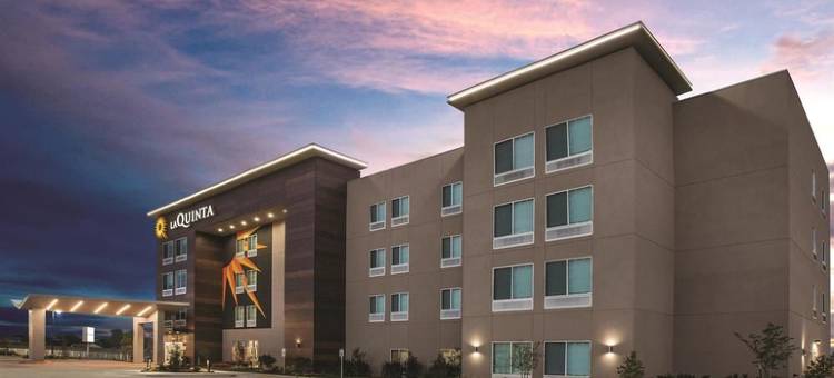 达拉斯东北部植物园拉昆塔温德姆套房酒店(La Quinta Inn & Suites by Wyndham Dallas Northeast-Arboretum)图片