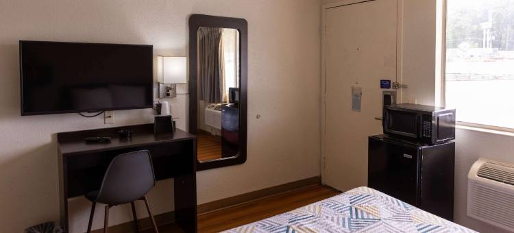 德克萨斯拉夫金 6 号汽车旅馆(Motel 6 Lufkin, TX)图片