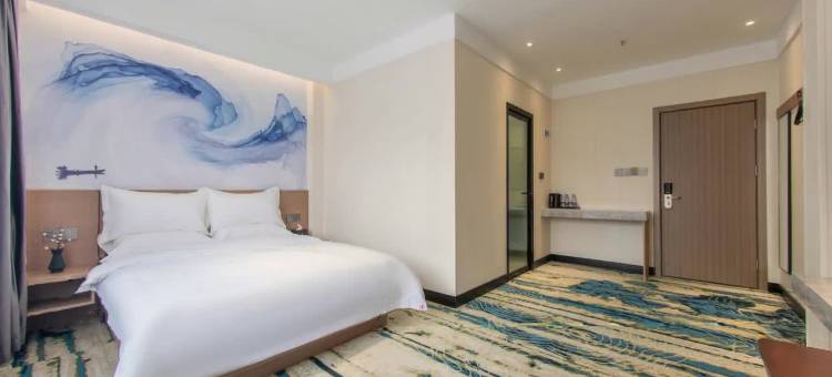 中州精致酒店(焦作高铁站王府井广场店)图片