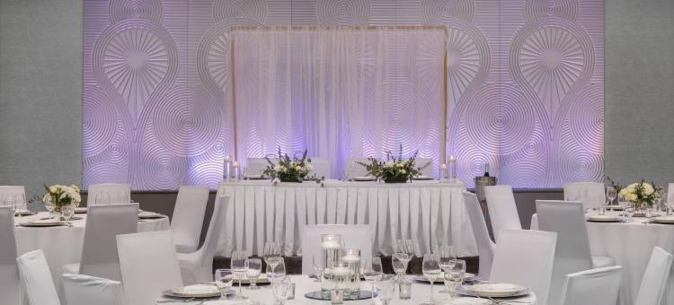 科勒尔维尔假日酒店 - 爱荷华市(Holiday Inn Coralville - Iowa city)图片