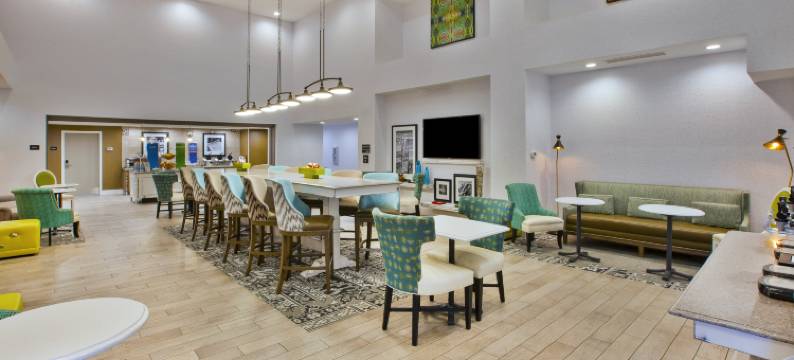 联盟欢朋套房酒店(Hampton Inn & Suites Alliance)图片