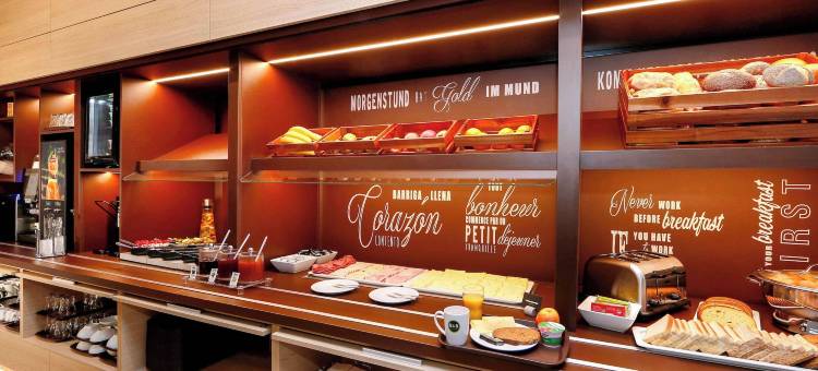 民宿酒店，位于霍尔斯泰因的新城(B&B Hotel Neustadt in Holstein)图片