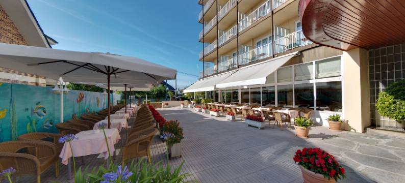 科斯莫波尔酒店(Hotel Cosmopol)图片