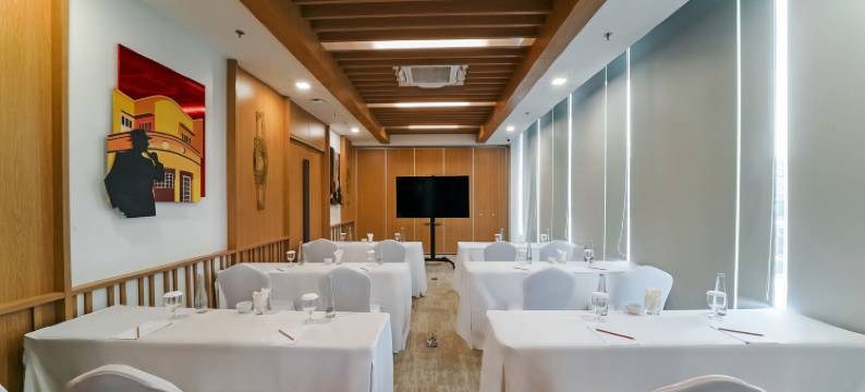 特伦图姆奇汉佩拉斯(Truntum Cihampelas)图片