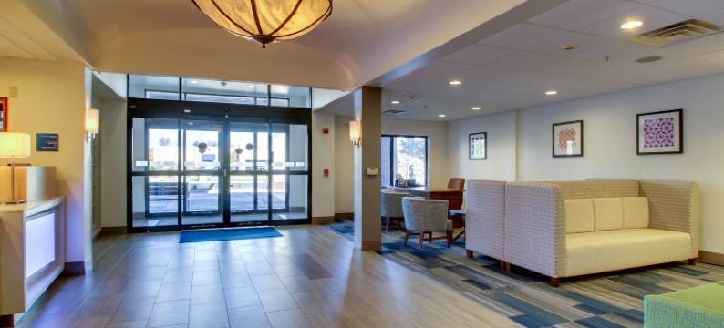 北密尔沃基/布朗迪尔-梅库恩智选假日酒店(Holiday Inn Express MILWAUKEE N-BROWN DEER/MEQUON by IHG)图片