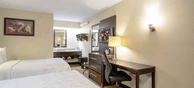 红顶PLUS+巴尔的摩北酒店-蒂莫尼姆(Red Roof Plus+ Baltimore North - Timonium)图片