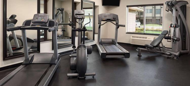 圣克劳德西丽怡酒店(Country Inn & Suites by Radisson, St. Cloud West, MN)图片