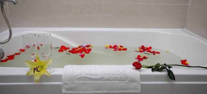浪漫满屋酒店(Full House Hotel)图片