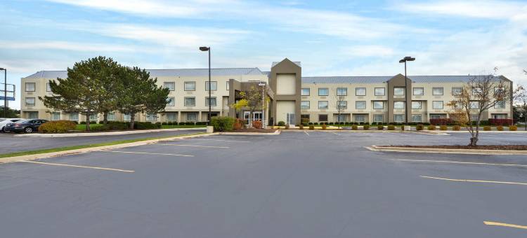 格伦维尤 - 芝加哥郊区贝斯特韦斯特套房酒店(Best Western Glenview Inn-Chicagoland Inn and Suites)图片