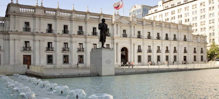 宜必思快捷圣地亚哥普罗维登西亚酒店(Ibis Budget Santiago Providencia)图片