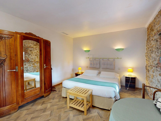 玛斯巴桑区域酒店