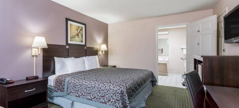 卢戈夫温德姆戴斯酒店(Days Inn by Wyndham Lugoff)图片