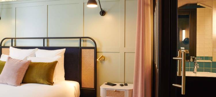永河畔拉罗什方屋翰悦阁酒店(Square Lodge Hotel la Roche Sur Yon - Handwritten Collection)图片