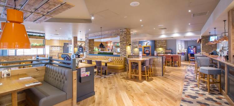 约维尔市中心普瑞米尔酒店(Yeovil Town Centre)图片