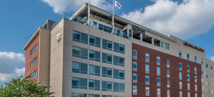 韦恩堡市中心欢朋套房酒店(Hampton Inn & Suites Fort Wayne Downtown)图片