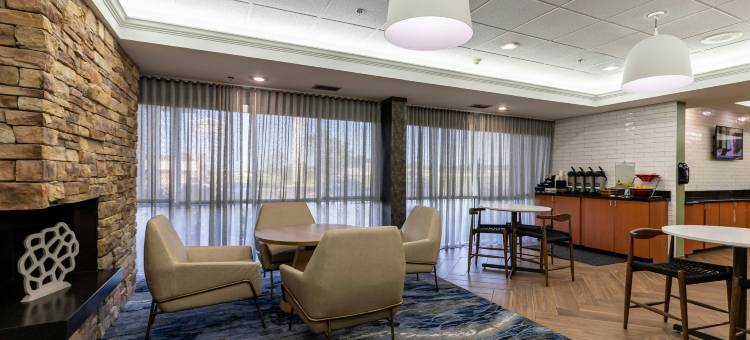 埃文斯维尔西万豪万枫酒店(Fairfield Inn Evansville West)图片