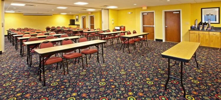 智选假日套房酒店路易斯维尔南晓岚 by IHG(Holiday Inn Express & Suites Louisville South-Hillview)图片