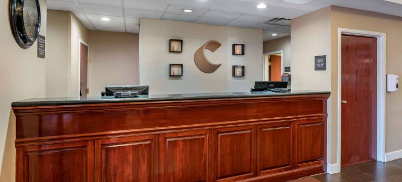 劳伦斯堡舒适酒店(Comfort Inn & Suites)图片