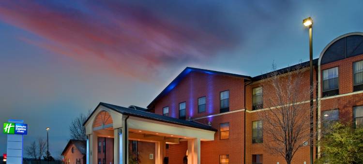 智选假日套房酒店贝茨维尔(Holiday Inn Express & Suites Batesville)图片