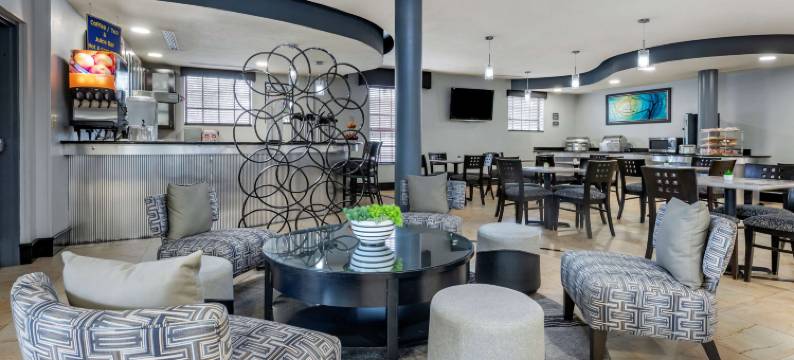 海牛贝斯特韦斯特优质酒店(Best Western Plus Bradenton Gateway Hotel)图片