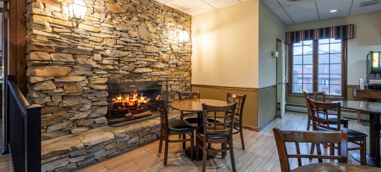 红屋顶酒店及套房-黑兹尔顿(Red Roof Inn & Suites Hazleton)图片