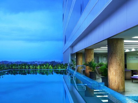 阿斯顿马琼酒店及会议中心