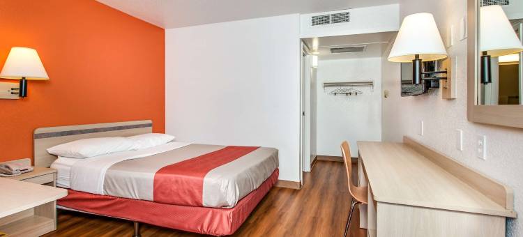 瓦卡维尔6号汽车旅馆(Motel 6 Vacaville, CA)图片