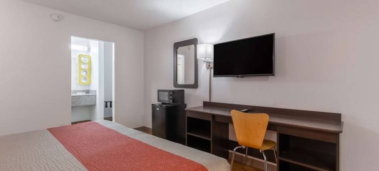 德克萨斯布赖恩 6 号汽车旅馆 - 大学区(Motel 6 Bryan, TX - University Area)图片