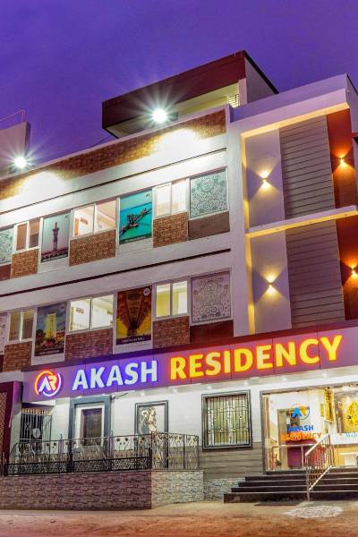 阿卡什住宅酒店(akash residency)3.987点评拉梅斯沃勒姆水上运动租车服务浮潜洗