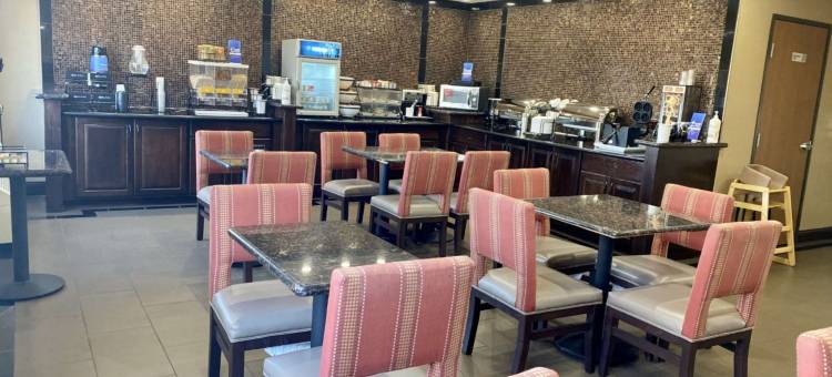 恩波里亚贝斯特韦斯特酒店(Best Western Emporia Inn)图片