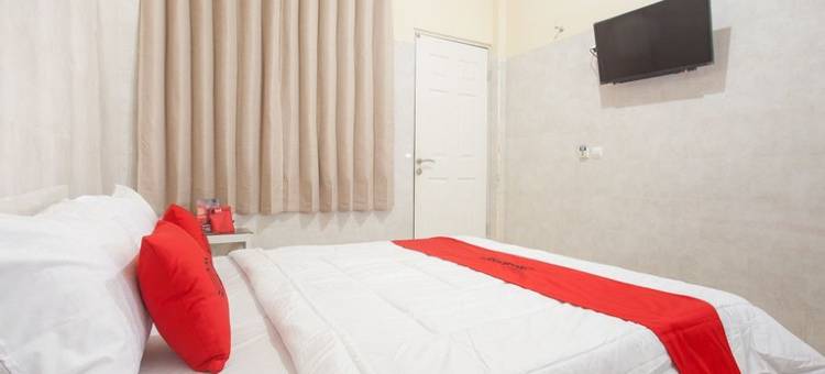 红多兹伊斯兰酒店@塞达蒂(RedDoorz Syariah at Sedati)图片