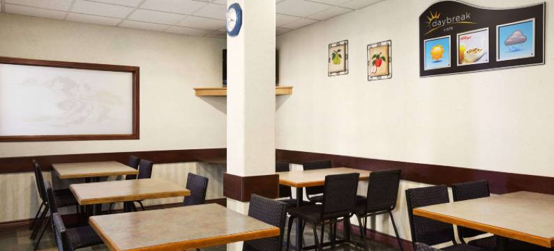 欣顿戴斯酒店(Days Inn by Wyndham Hinton)图片