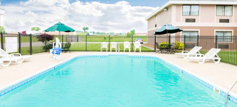 万达利亚温德姆华美达酒店(Ramada by Wyndham Vandalia)图片