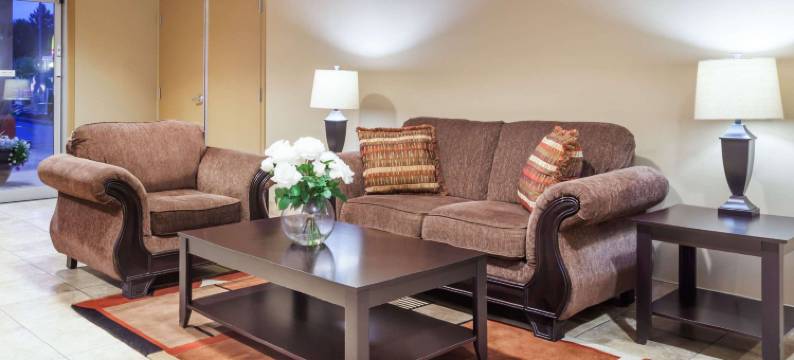 阿博茨福德温德姆速8酒店(Super 8 by Wyndham Abbotsford BC)图片