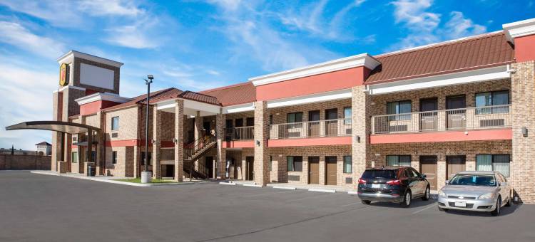 休斯顿汗布尔温德姆速8酒店(Super 8 by Wyndham Humble/Fallcreek/Houston)图片