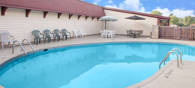 巴特尔克里克骑士酒店(Knights Inn Battle Creek)图片