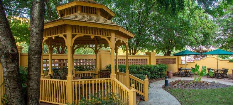 夏洛特机场南拉昆塔温德姆套房酒店(La Quinta Inn & Suites by Wyndham Charlotte Airport South)图片