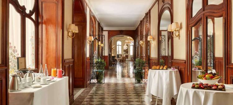 巴黎卢浮宫雷吉纳酒店(近卢浮宫及杜乐丽花园)(Hôtel Regina Louvre)图片