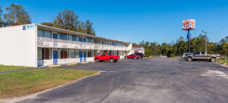 北卡罗来纳康内里泉 6 号汽车旅馆(Motel 6 Connellys Springs, NC)图片