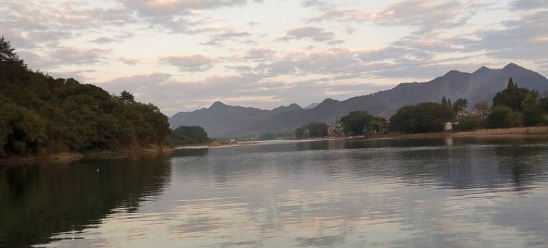 古堰居家民宿(玉溪路分店)图片