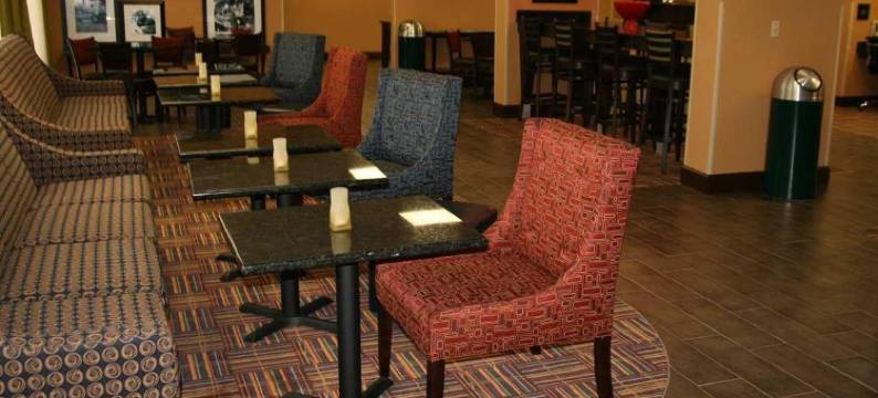 希尔顿欢朋酒店-扬斯敦北(Hampton Inn Youngstown-North)图片