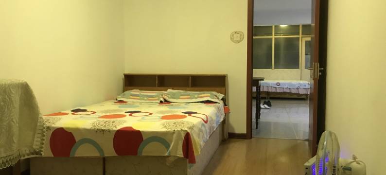 菊花顶一楼民居三室二厅(滨州南街分店)图片