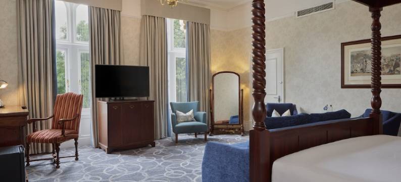 希尔顿逸林酒店圣安妮庄园(DoubleTree by Hilton St. Anne's Manor)图片