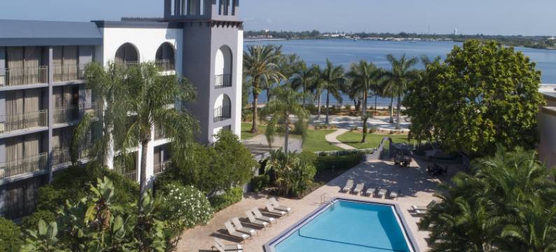 布雷登顿萨拉索塔/河滨万怡酒店(Courtyard Bradenton Sarasota/Riverfront)图片