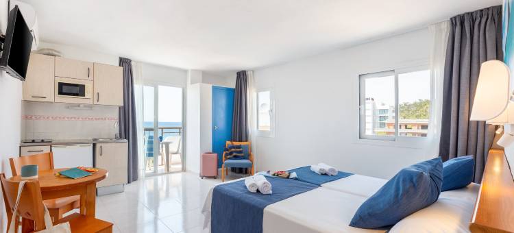 卡列塔氛围出租公寓 - 限成人(Vibra Calima Apartamentos - Adults Only)图片